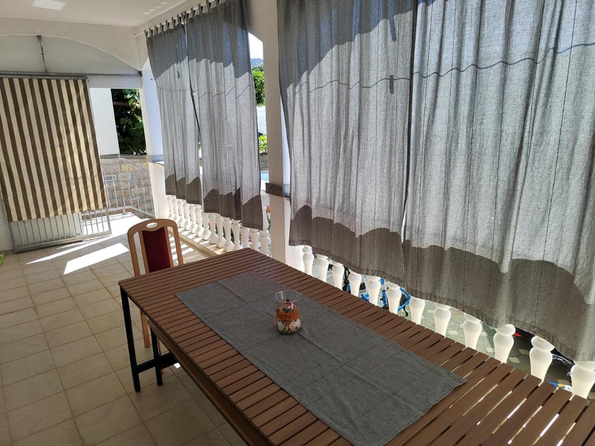 Apartments Mali Mate Tribalj Exterior foto