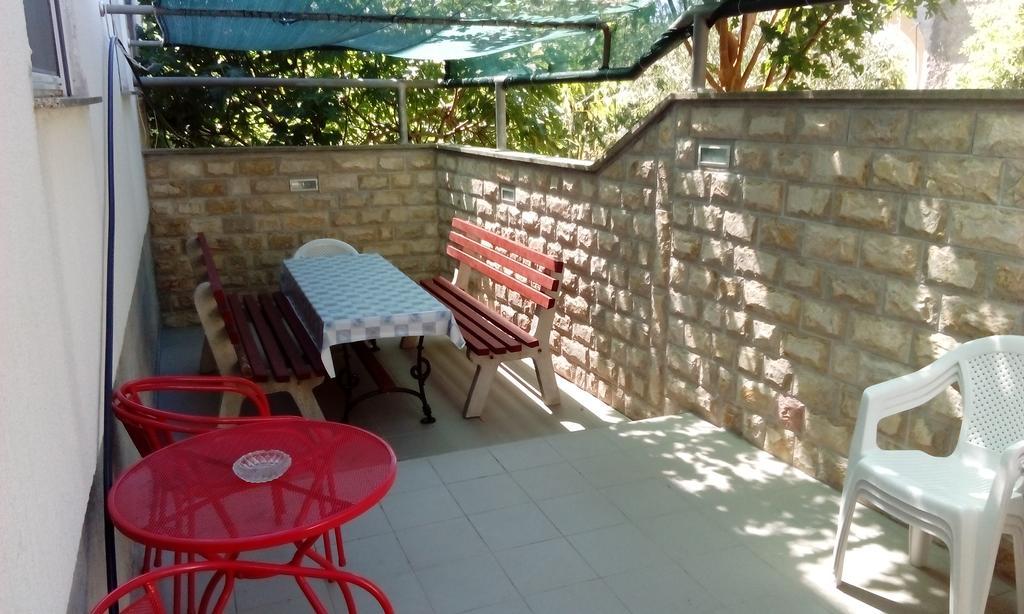 Apartments Mali Mate Tribalj Exterior foto